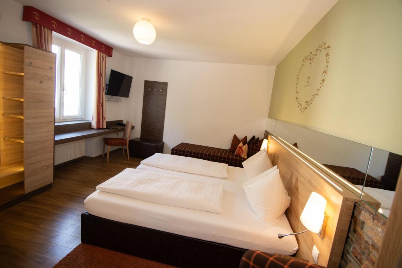 Dollinger Hotel Инсбрук Екстериор снимка